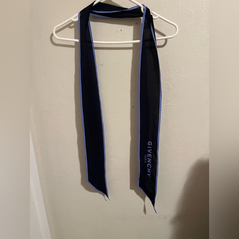 Givenchy foulard navy blue with Blue Trim